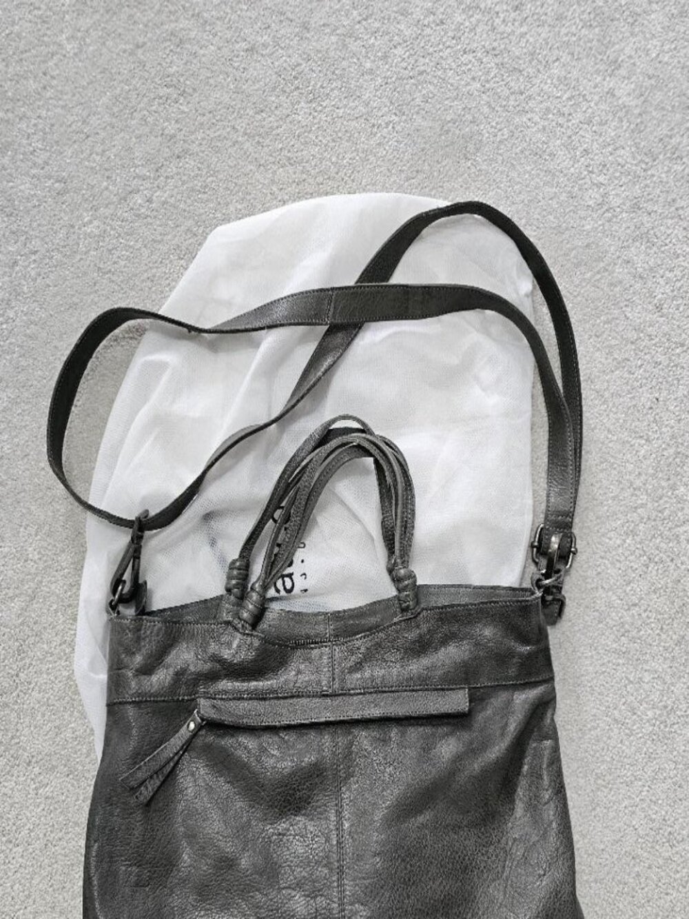 Latico Leathers Nolan Leather Gray Charcoal tote crossbody bag - Picture 2 of 5